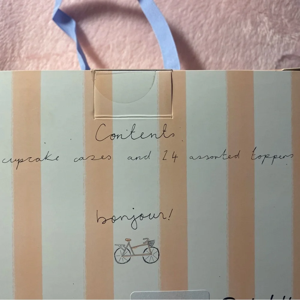 Sur La Table Paris Cupcake liners and toppers NIP